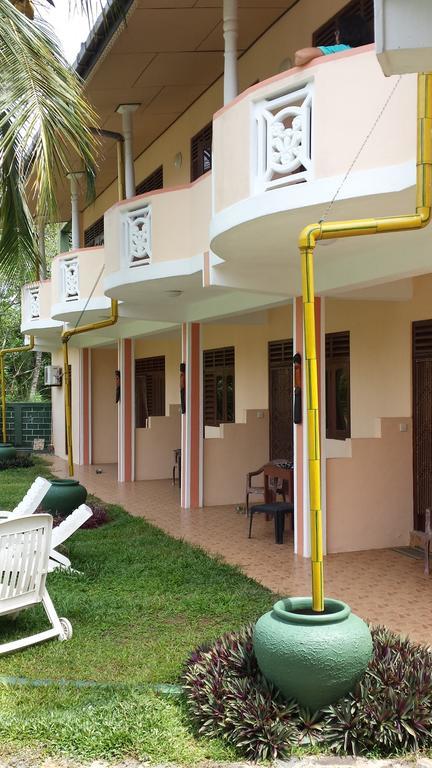 Hilda Guest House Hikkaduwa Chambre photo