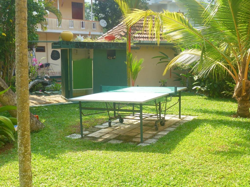 Hilda Guest House Hikkaduwa Extérieur photo