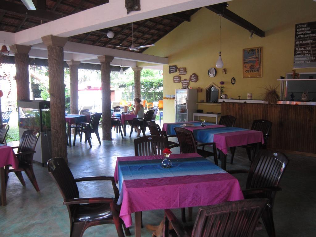 Hilda Guest House Hikkaduwa Extérieur photo